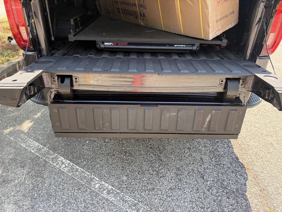 2022 GMC Sierra 5th Gen - Image 15 of 21
