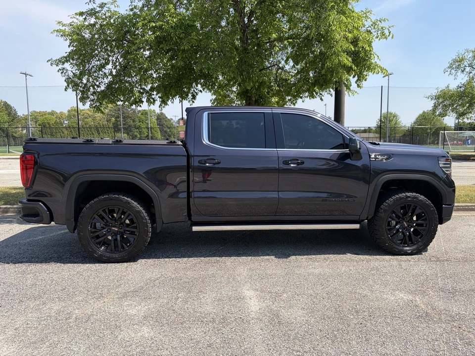 2022 GMC Sierra 5th Gen - Image 9 of 21
