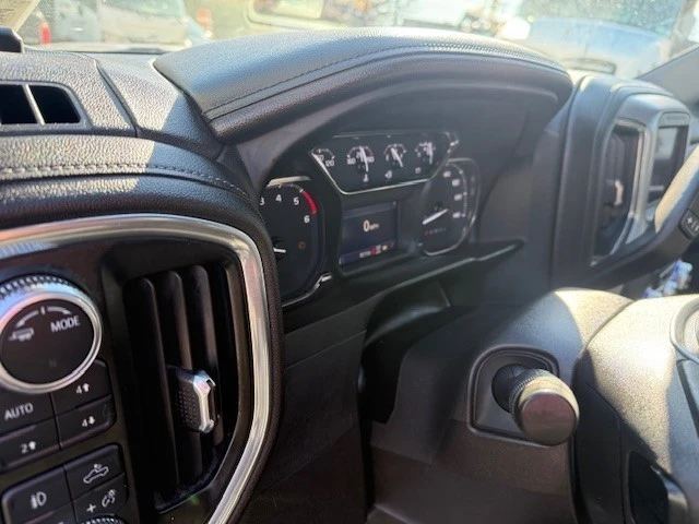 2022 GMC Sierra 4th Gen - Image 8 of 13