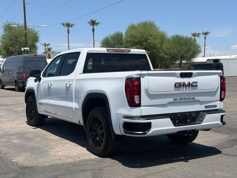 2022 GMC Sierra 5th Gen - Image 5 of 20