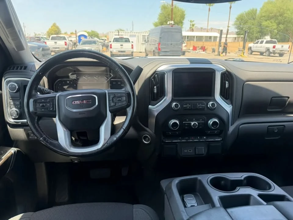 2022 GMC Sierra 5th Gen - Image 19 of 20