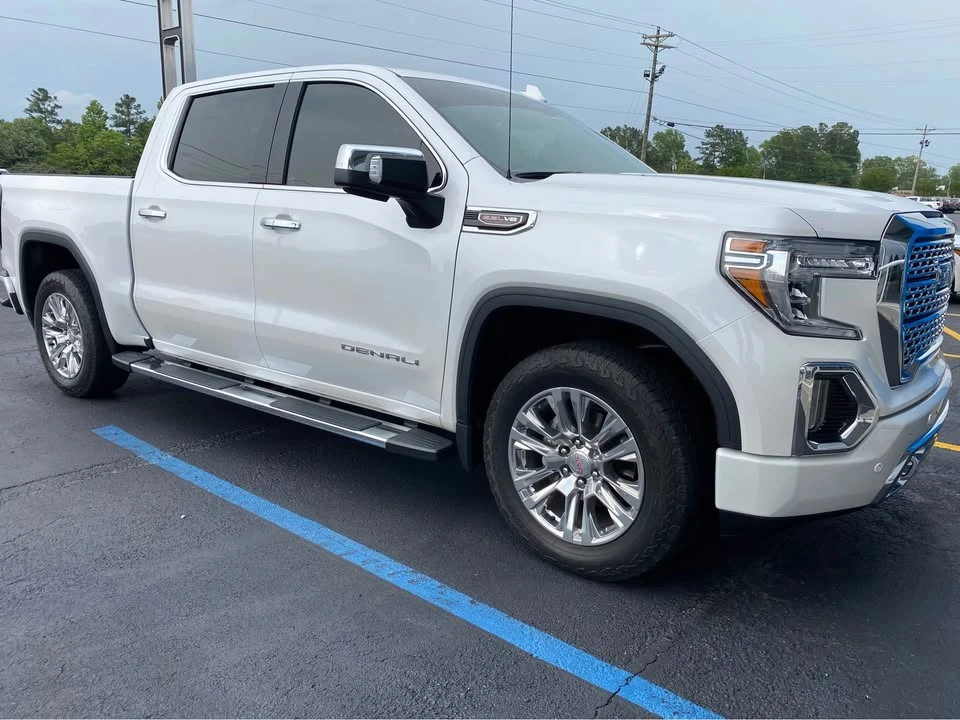 2022 GMC Sierra 5th Gen - Image 2 of 5