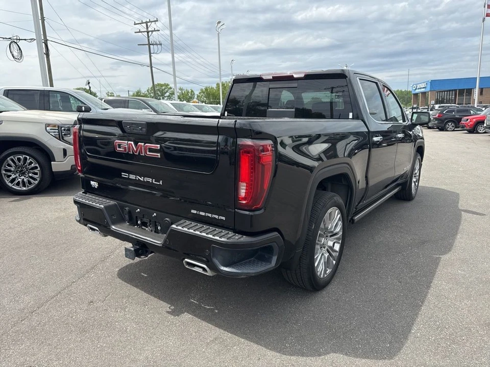 2022 GMC Sierra 5th Gen - Image 5 of 21