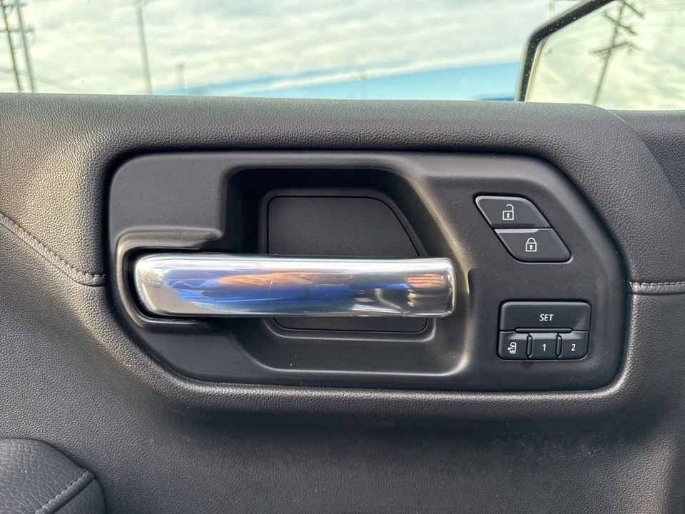 2022 GMC Sierra 4th Gen - Image 11 of 12