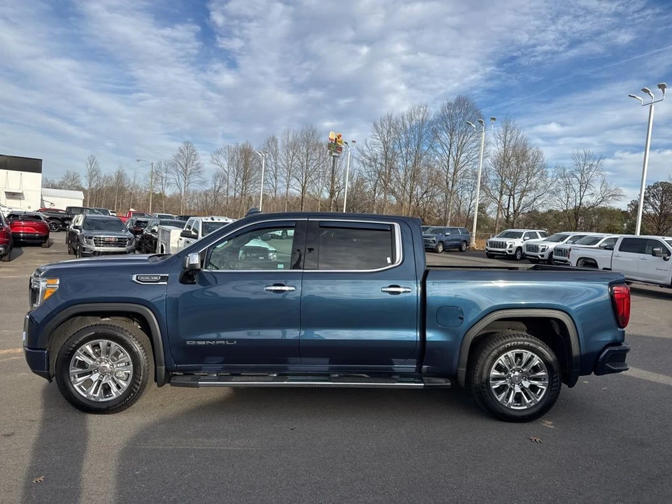 2022 GMC Sierra 4th Gen - Image 2 of 12