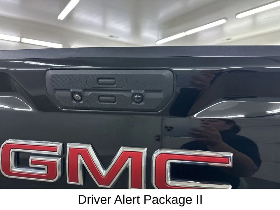 2022 GMC Sierra 5th Gen - Image 17 of 21