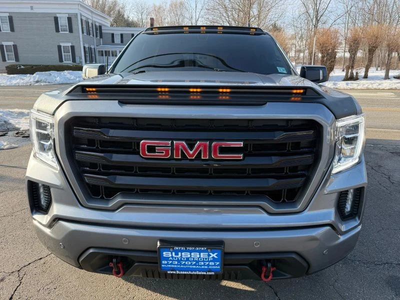 2022 GMC Sierra 5th Gen - Image 2 of 12