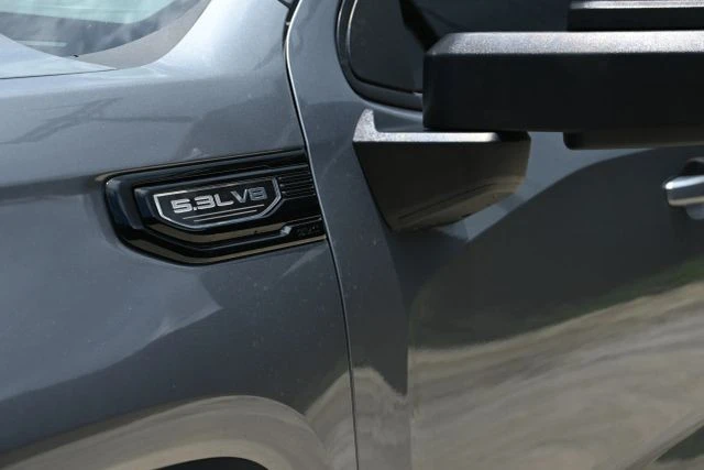 2022 GMC Sierra 5th Gen - Image 8 of 22