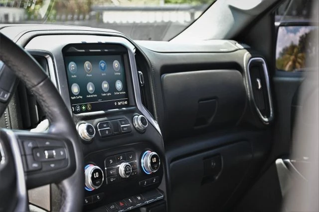 2022 GMC Sierra 5th Gen - Image 14 of 23