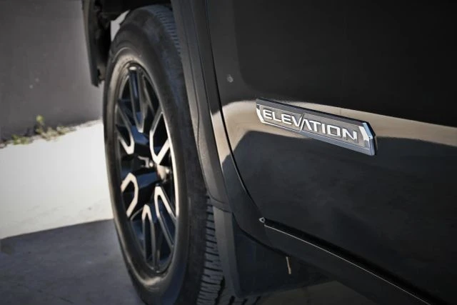 2022 GMC Sierra 4th Gen - Image 8 of 18