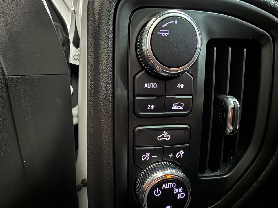 2022 GMC Sierra 5th Gen - Image 14 of 16