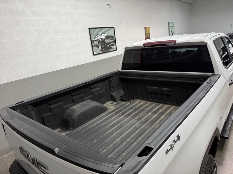 2022 GMC Sierra 5th Gen - Image 6 of 16