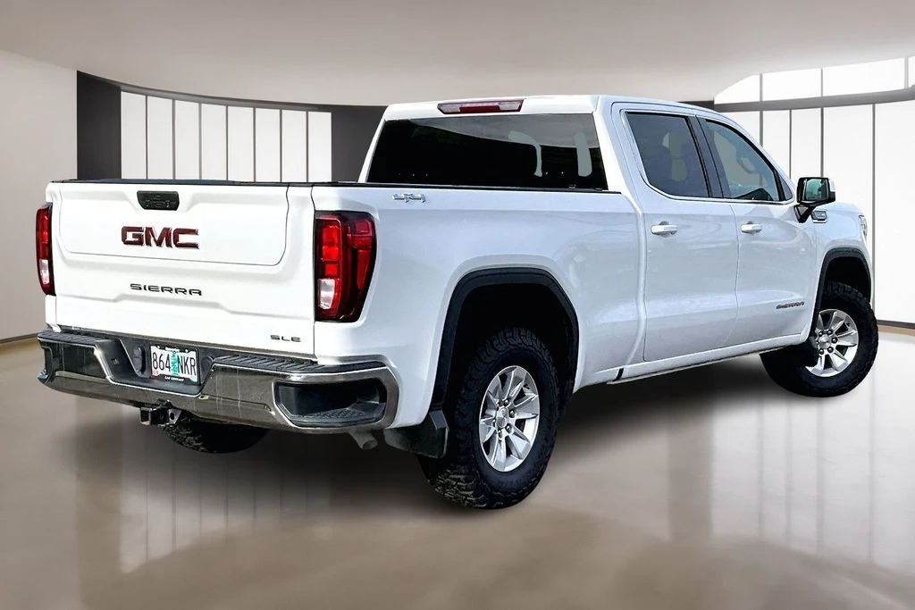 2022 GMC Sierra 5th Gen - Image 14 of 31