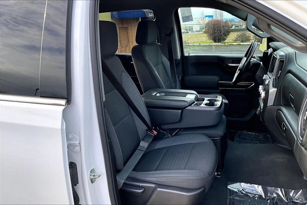2022 GMC Sierra 5th Gen - Image 10 of 31