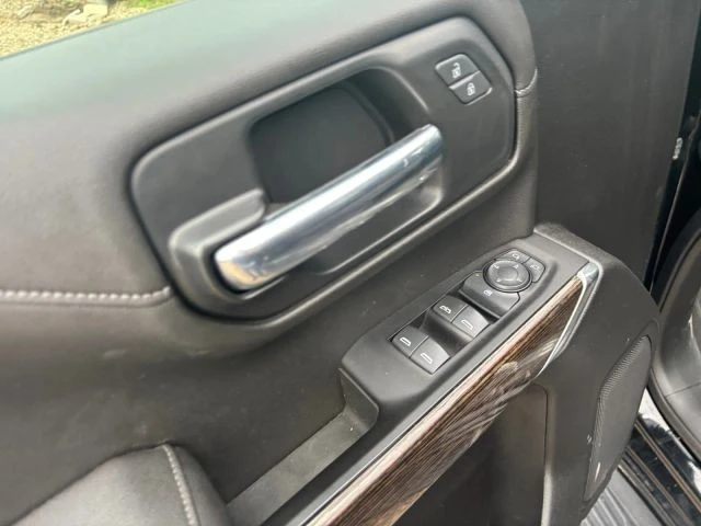 2022 GMC Sierra 5th Gen - Image 17 of 22