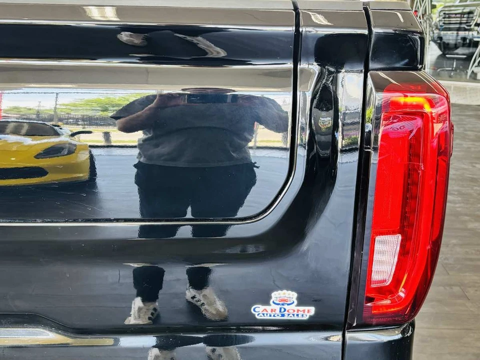 2022 GMC Sierra 5th Gen - Image 14 of 31