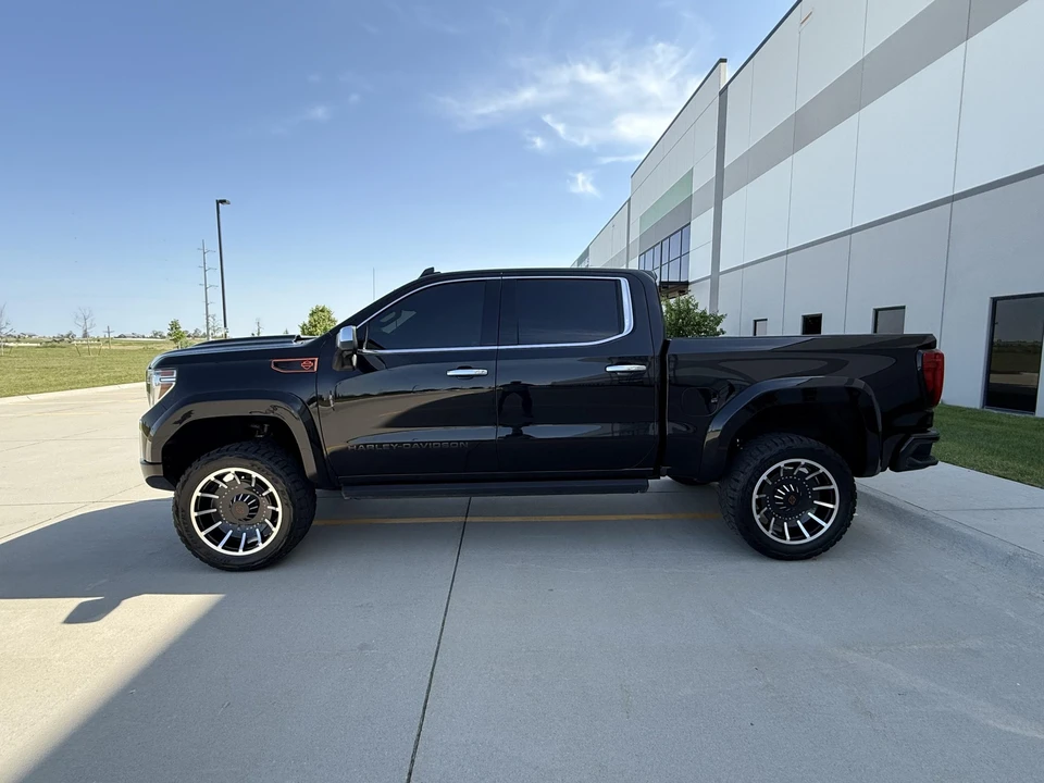 2022 GMC Sierra 5th Gen - Image 7 of 31