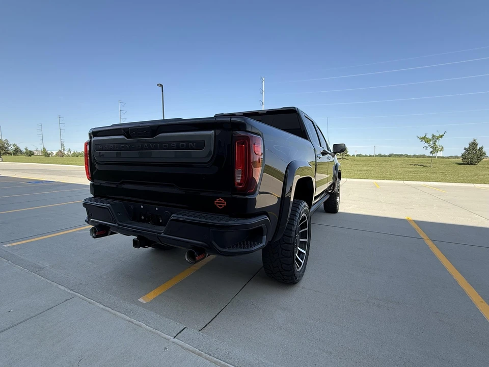 2022 GMC Sierra 4th Gen - Image 14 of 31
