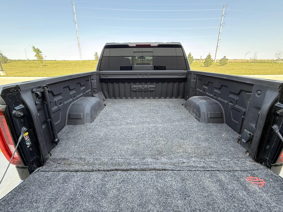 2022 GMC Sierra 5th Gen - Image 27 of 31