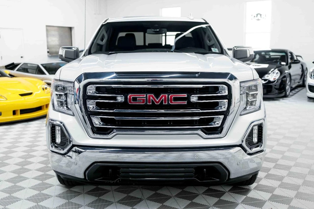 2022 GMC Sierra 5th Gen - Image 5 of 31