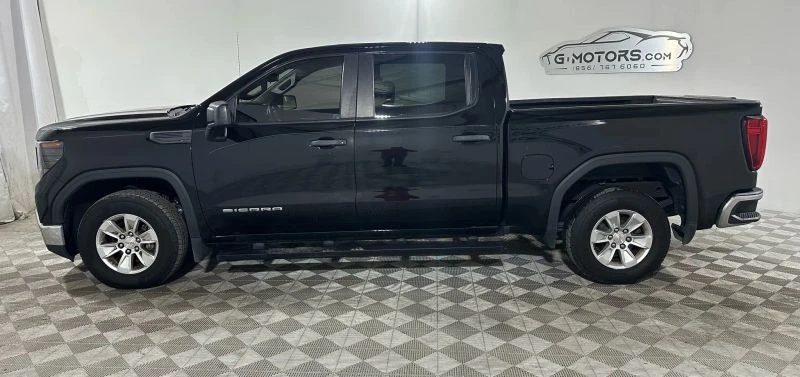 2022 GMC Sierra 5th Gen - Image 2 of 12
