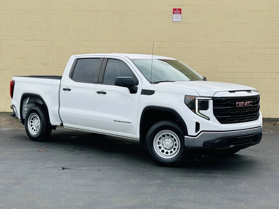2022 GMC Sierra 5th Gen - Image 2 of 21