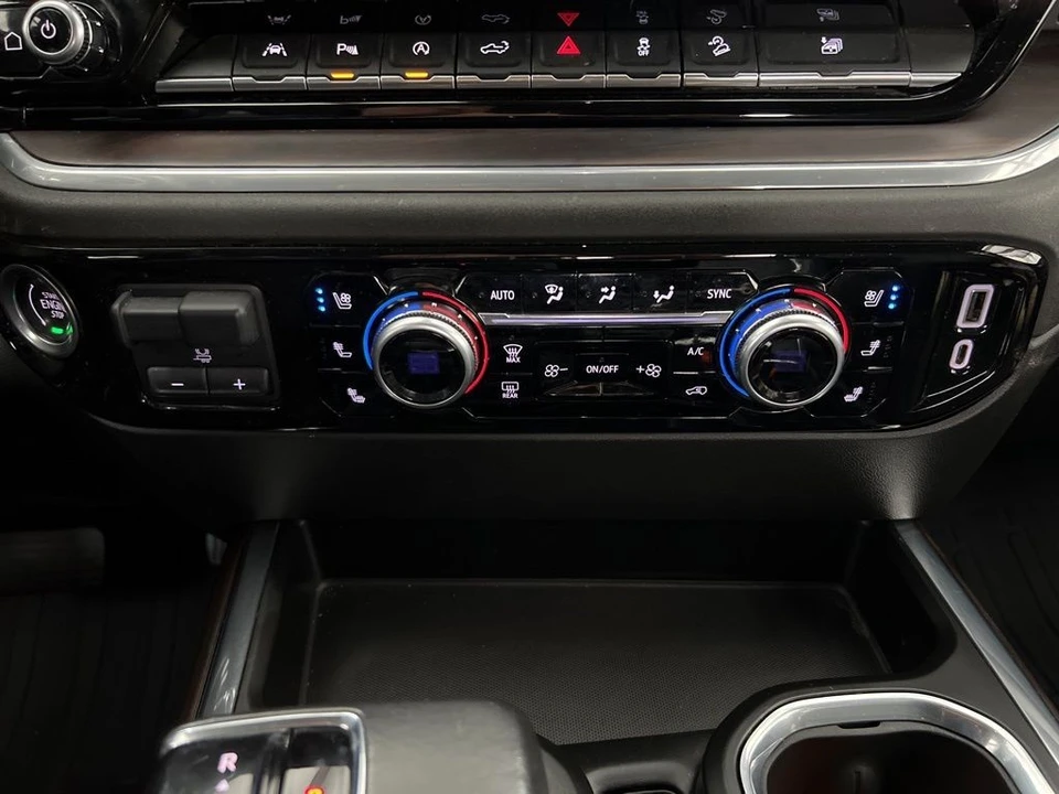 2022 GMC Sierra 5th Gen - Image 16 of 21