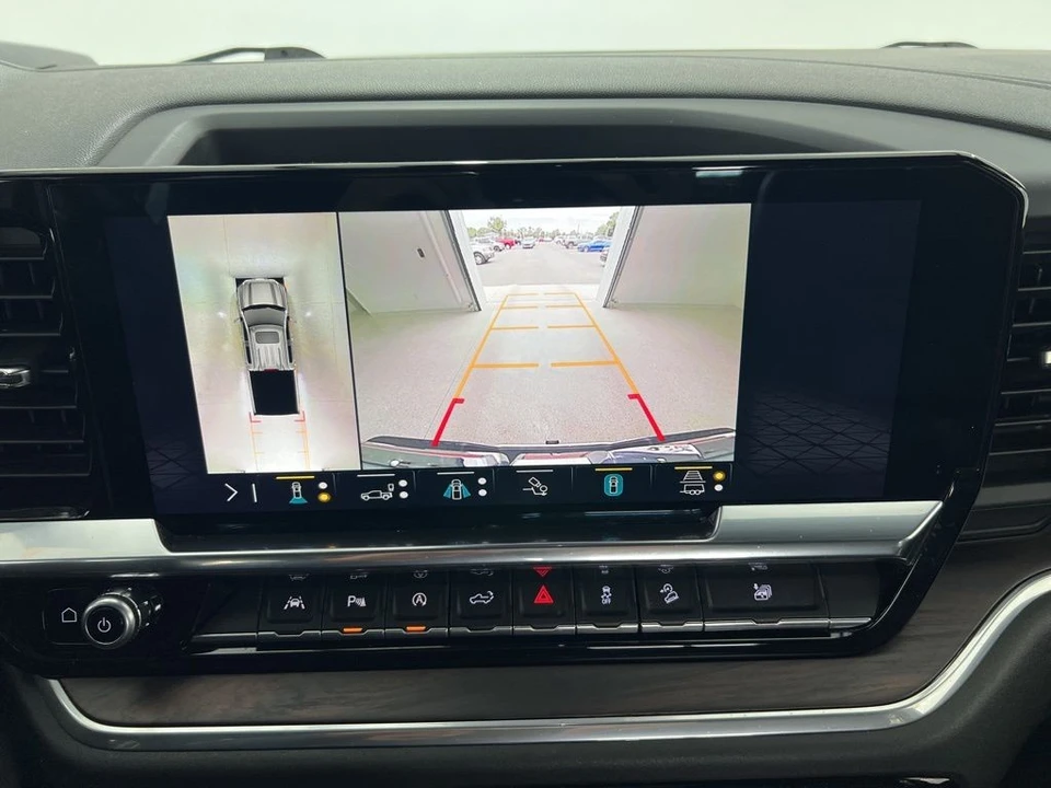 2022 GMC Sierra 5th Gen - Image 13 of 21