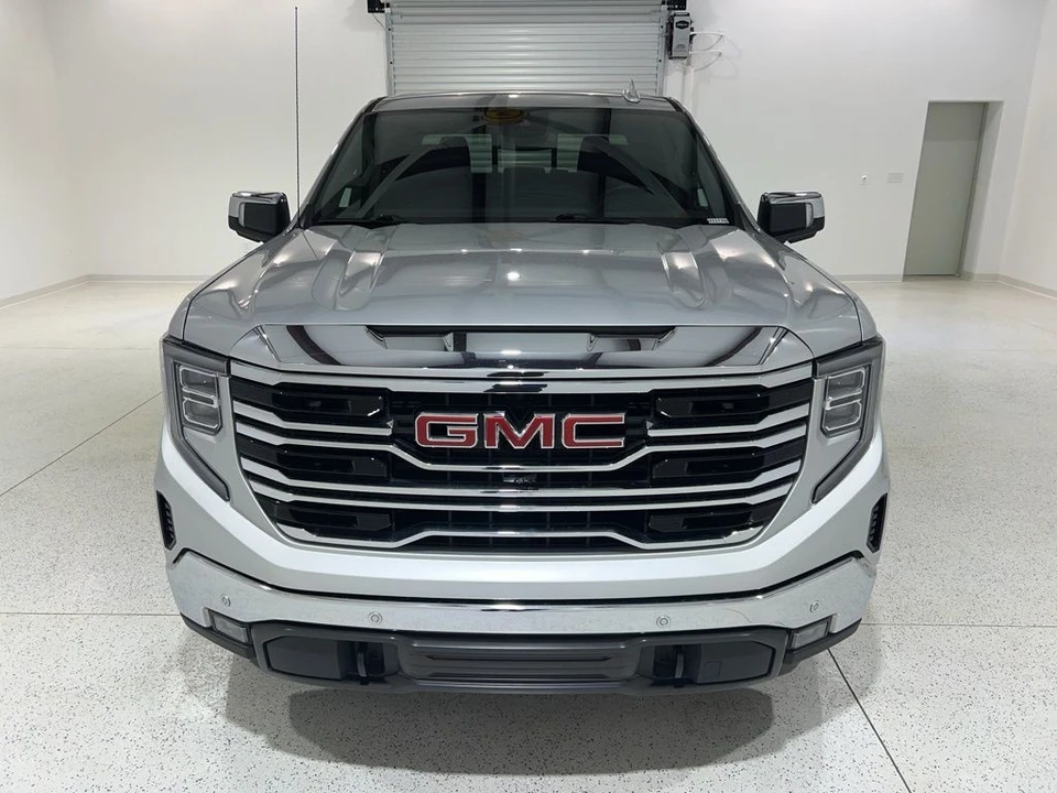 2022 GMC Sierra 5th Gen - Image 2 of 21