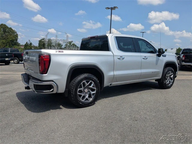 2022 GMC Sierra 5th Gen - Image 4 of 21