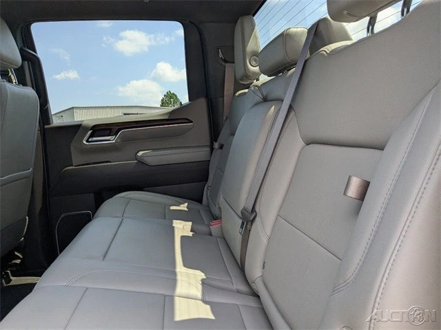 2022 GMC Sierra 5th Gen - Image 14 of 21