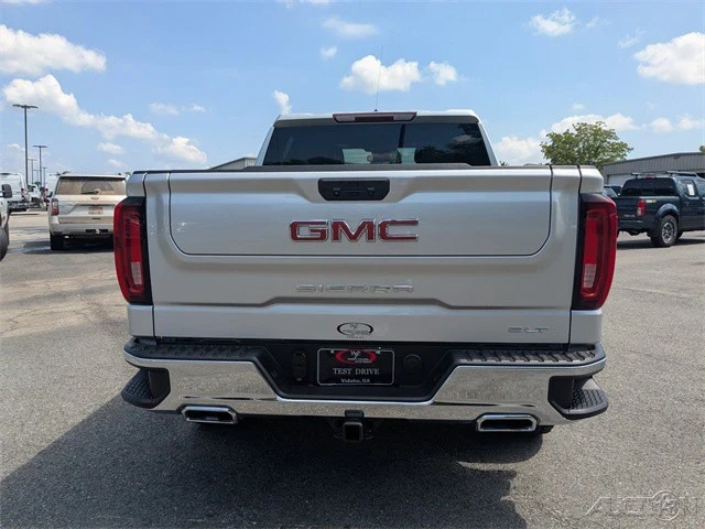2022 GMC Sierra 5th Gen - Image 5 of 21