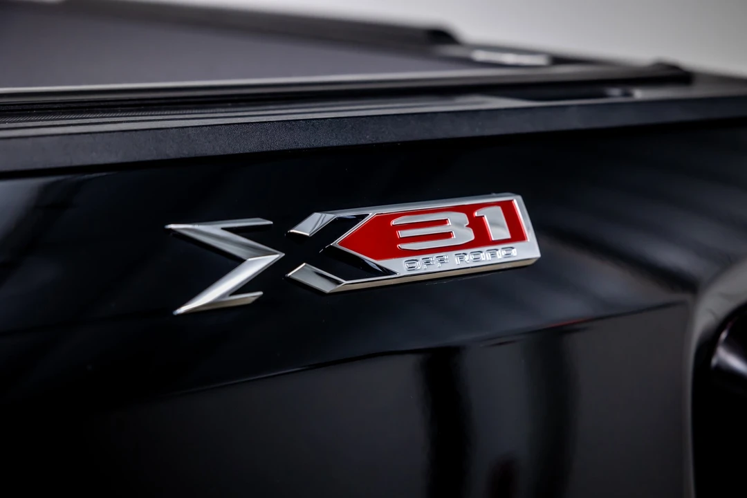 2022 GMC Sierra 5th Gen - Image 19 of 21