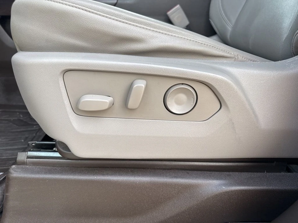 2022 GMC Sierra 5th Gen - Image 10 of 21