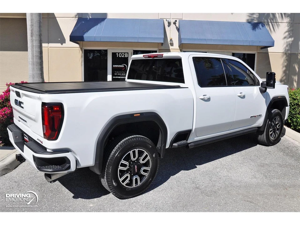2022 GMC Sierra 5th Gen - Image 16 of 31