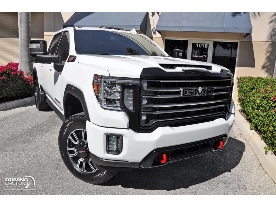 2022 GMC Sierra 5th Gen - Image 5 of 31