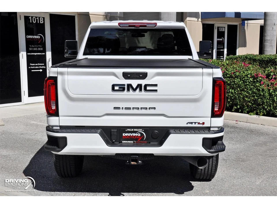 2022 GMC Sierra 5th Gen - Image 20 of 31