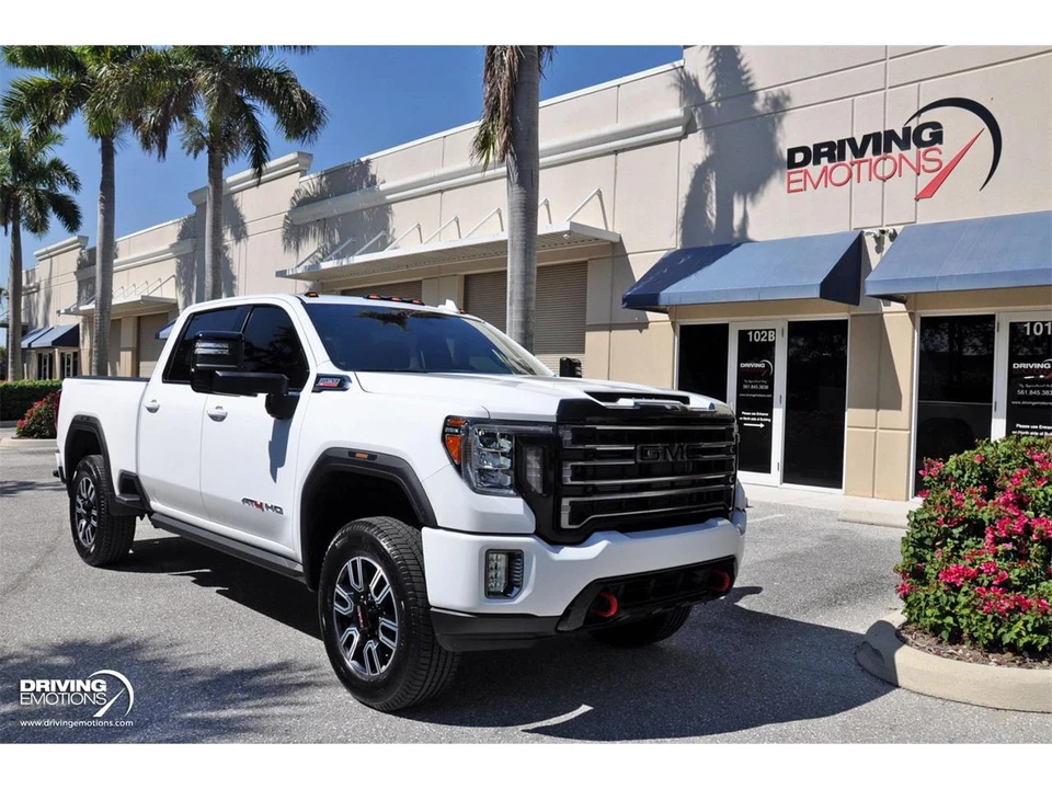 2022 GMC Sierra 5th Gen - Image 10 of 31