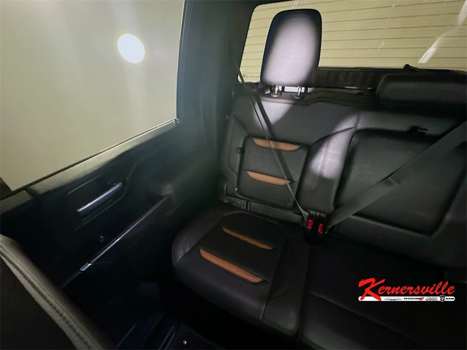 2022 GMC Sierra 5th Gen - Image 12 of 21