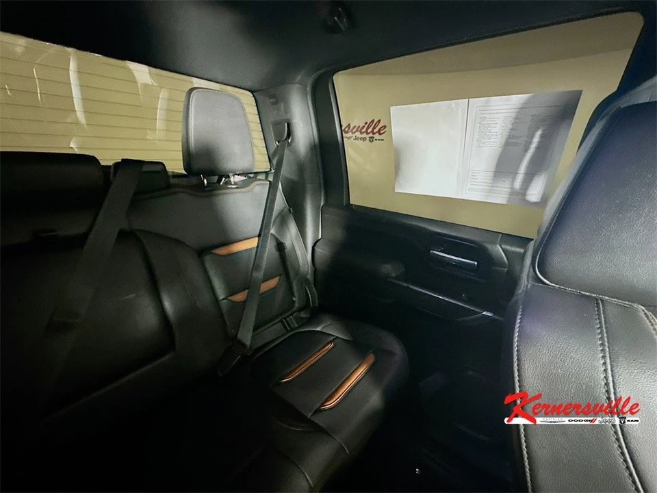 2022 GMC Sierra 5th Gen - Image 14 of 21