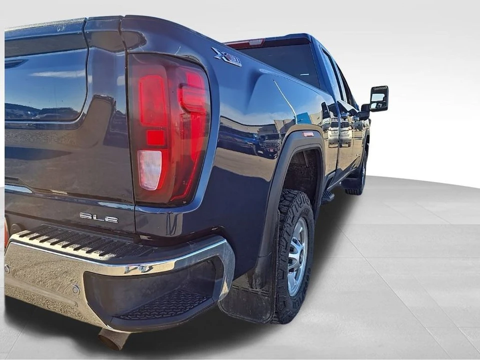 2022 GMC Sierra Heavy Duty 4th Gen - Image 10 of 12