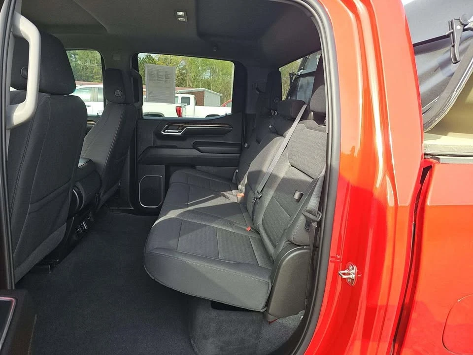 2022 GMC Sierra 5th Gen - Image 9 of 11