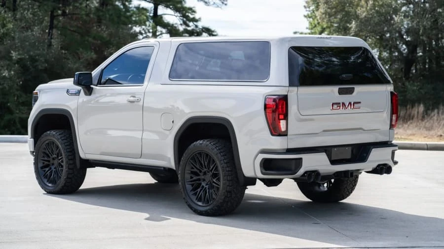 2022 GMC Sierra 5th Gen - Image 11 of 31