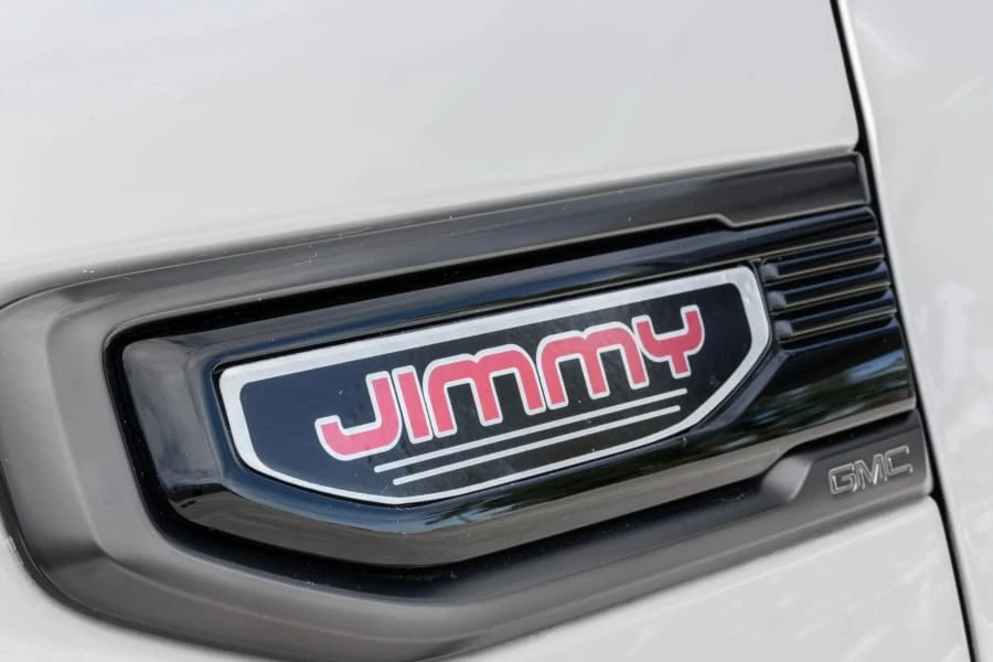 2022 GMC Sierra 5th Gen - Image 24 of 31