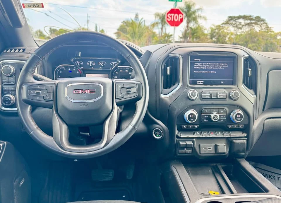 2022 GMC Sierra 5th Gen - Image 10 of 16