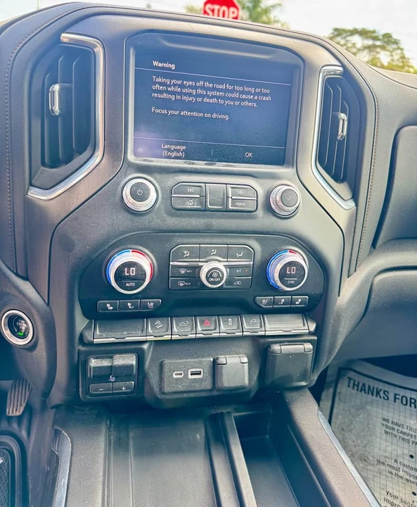 2022 GMC Sierra 5th Gen - Image 15 of 16