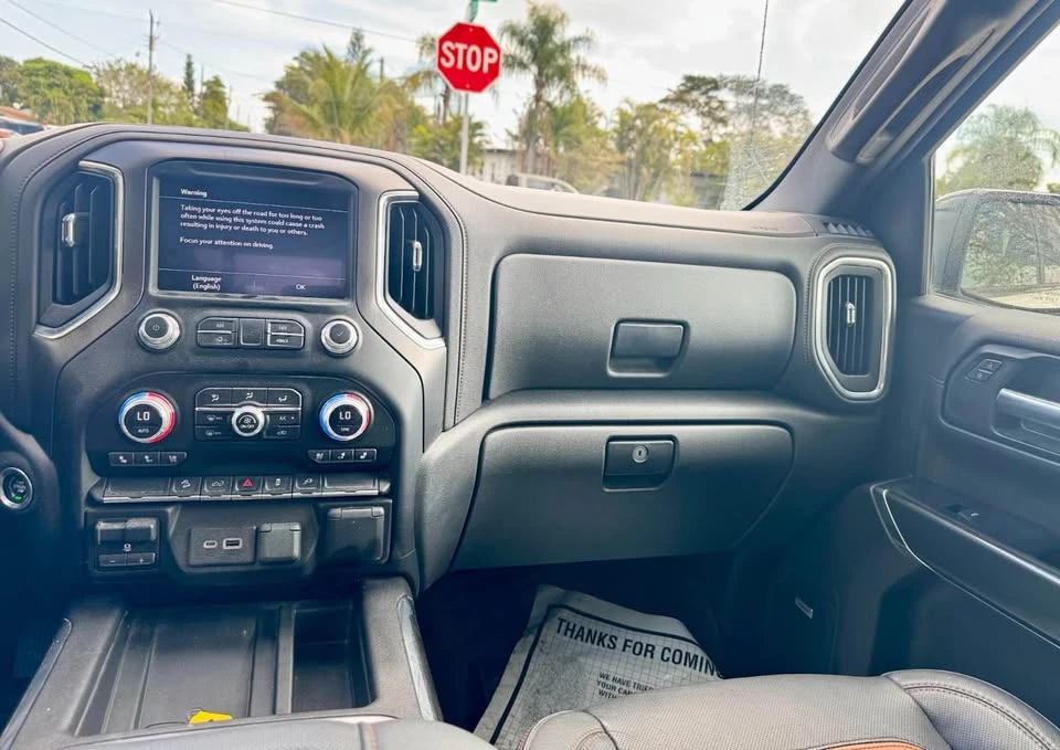2022 GMC Sierra 5th Gen - Image 11 of 16