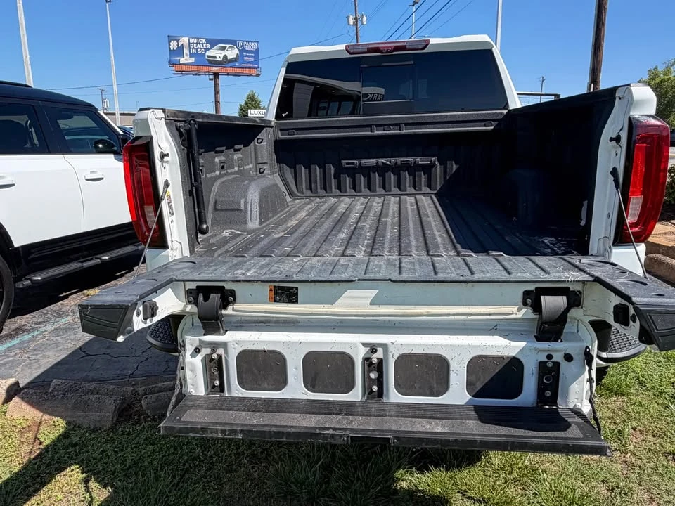 2022 GMC Sierra 4th Gen - Image 11 of 12