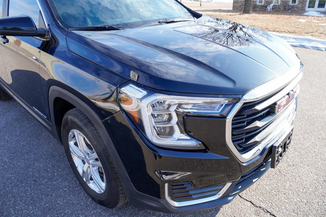 2022 GMC Terrain - Image 22 of 31