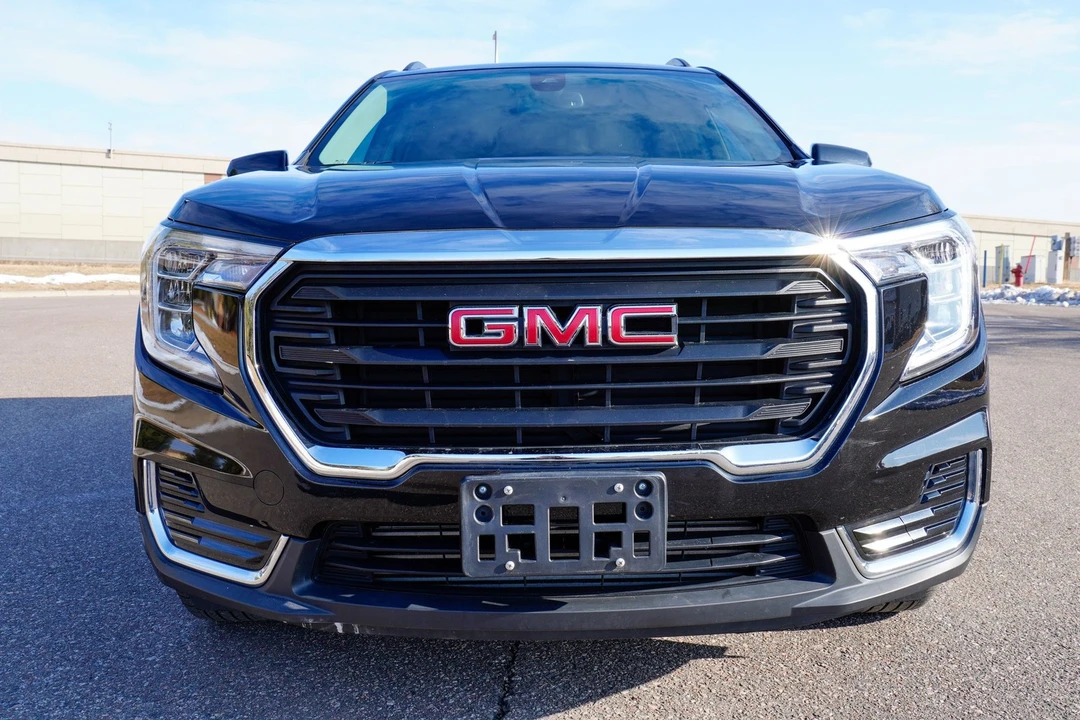 2022 GMC Terrain - Image 9 of 21